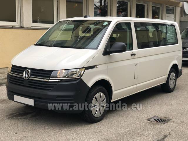 Аренда авто Volkswagen Transporter Long T6 (9 мест) в Италии